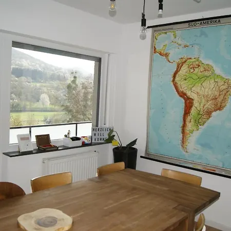 Fraeulein Frenz 別荘