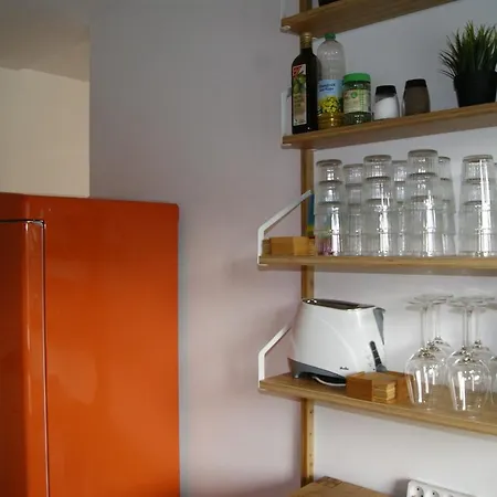 Fraeulein Frenz 別荘