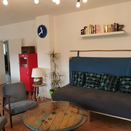 別荘 Fraeulein Frenz