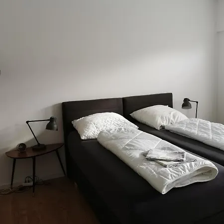 Fraeulein Frenz 別荘 *