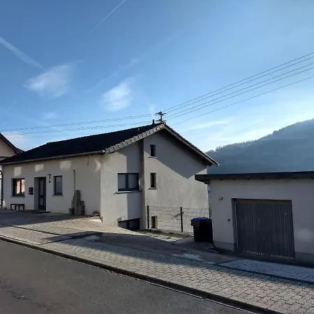 Fraeulein Frenz Dom wakacyjny Bollendorf
